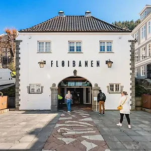  Apartment Dinbnb I Luxury Feel 100m From Bryggen Norway