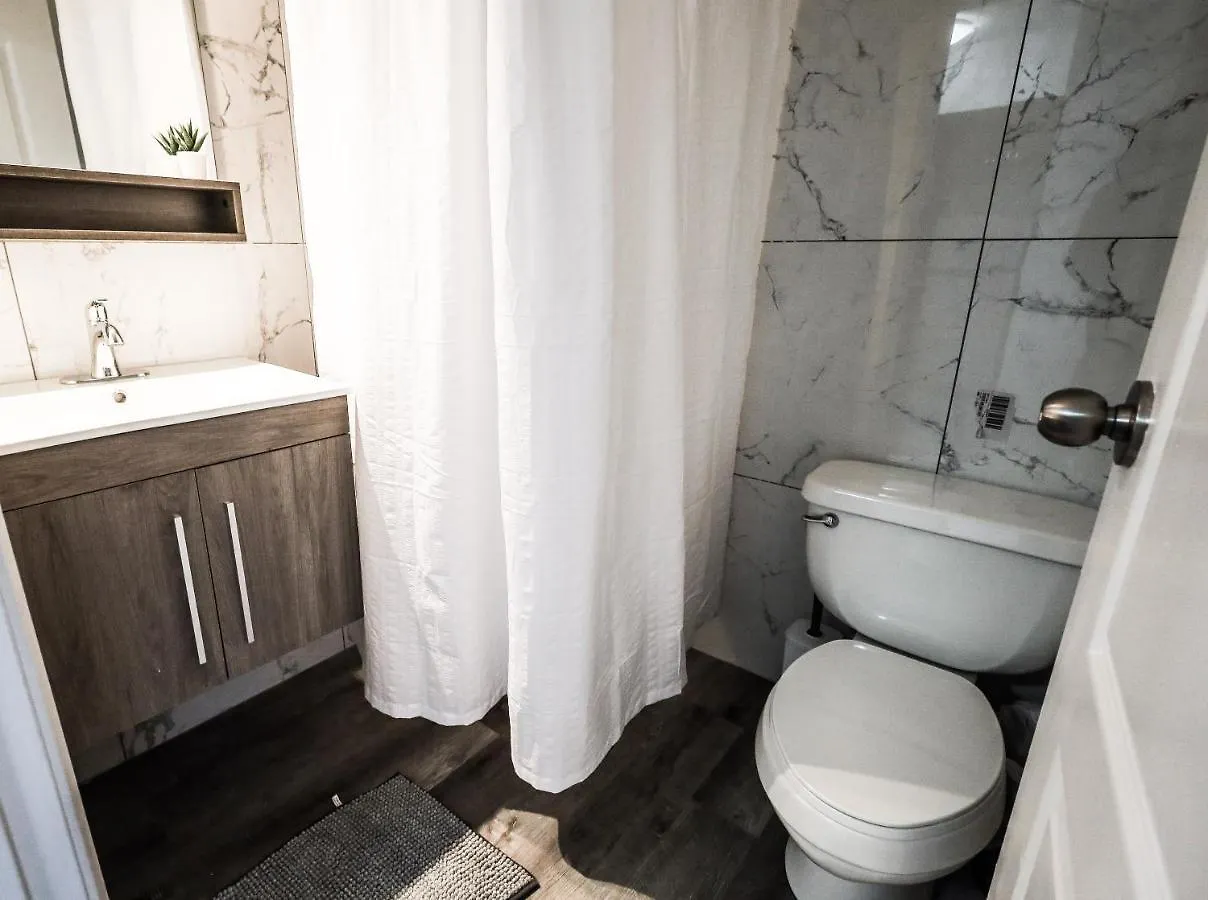 Kensington Boutique Suites Toronto Apartment